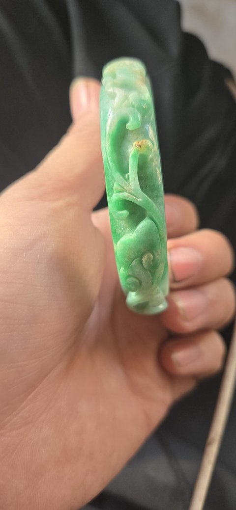 古玩玉器翡翠雕花手鐲真品鑒賞圖