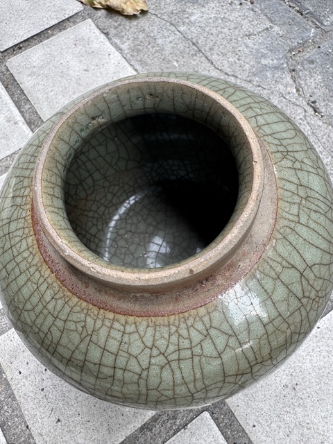 古玩陶瓷明末清初青釉罐真品鑒賞圖