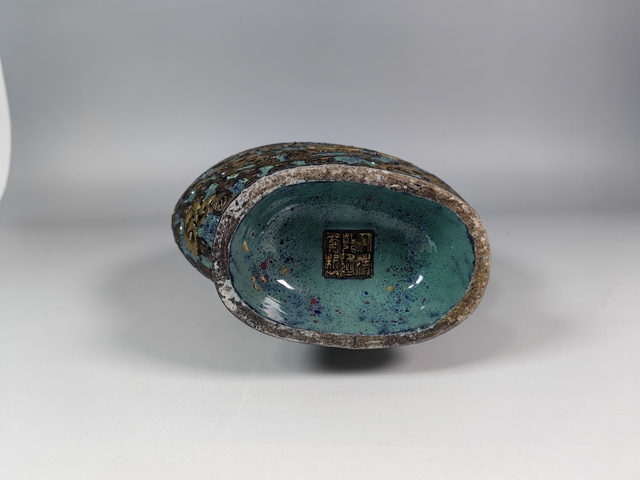 古玩陶瓷民國爐均仿古銅釉龍鳳紋海棠瓶真品鑒賞圖