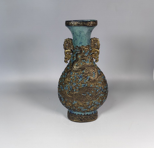 古玩陶瓷民國爐均仿古銅釉龍鳳紋海棠瓶真品鑒賞圖