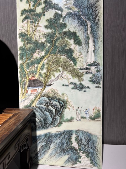 古玩陶瓷人物山水紋瓷板畫真品鑒賞圖