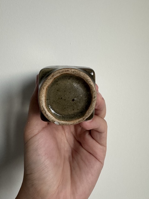 古玩陶瓷茶葉末釉琮式瓶真品鑒賞圖