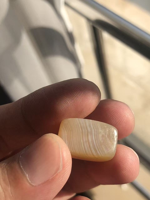 古玩玉器纏絲瑪瑙珠真品鑒賞圖