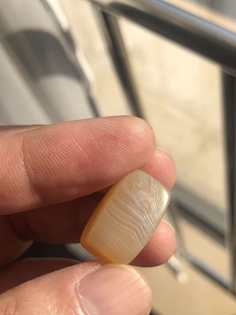 古玩玉器纏絲瑪瑙珠真品鑒賞圖