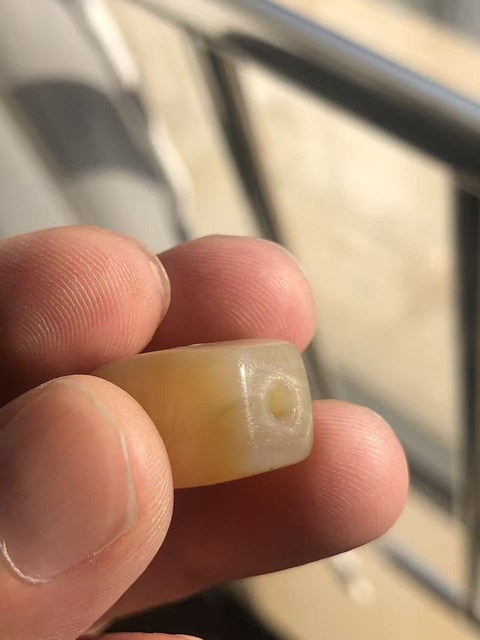 古玩玉器纏絲瑪瑙珠真品鑒賞圖