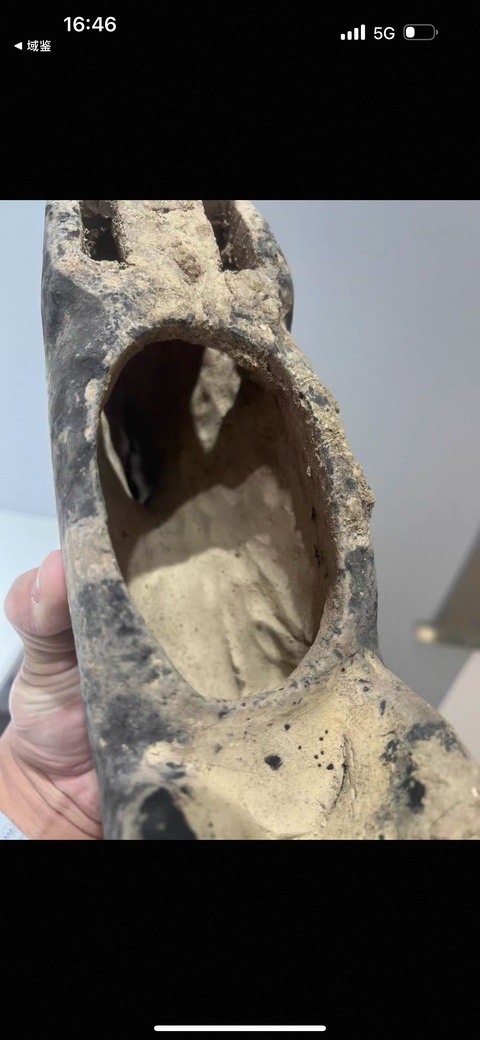 古玩陶瓷黑白彩漢代馬俑真品鑒賞圖