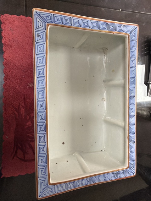 古玩陶瓷花蝶紋粉彩水仙盆真品鑒賞圖