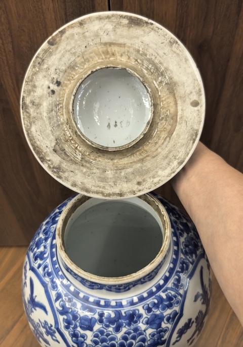 古玩陶瓷青花花卉開光博古圖將軍罐真品鑒賞圖