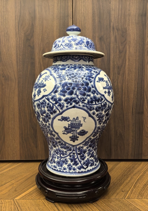 古玩陶瓷青花花卉開光博古圖將軍罐真品鑒賞圖