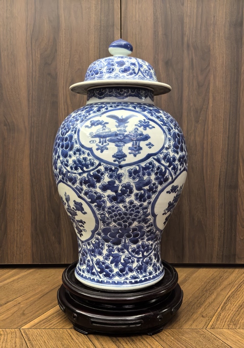 古玩陶瓷青花花卉開光博古圖將軍罐真品鑒賞圖