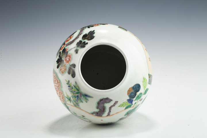 古玩陶瓷清晚·五彩人物花卉紋罐拍賣，當前價格10378元