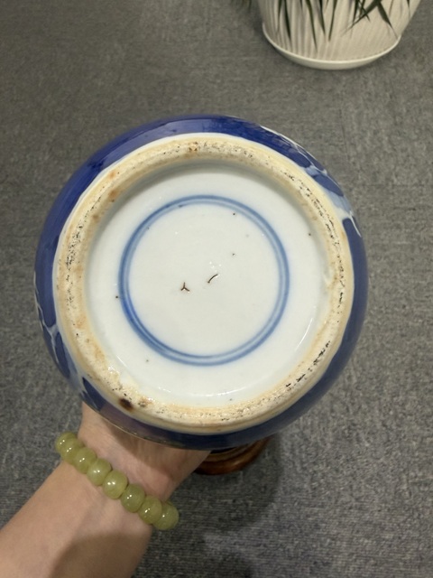 古玩陶瓷青花留白冰梅紋蓋罐真品鑒賞圖