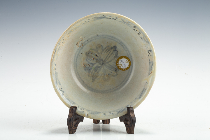 古玩陶瓷明晚·青花嬰戲紋碗真品鑒賞圖