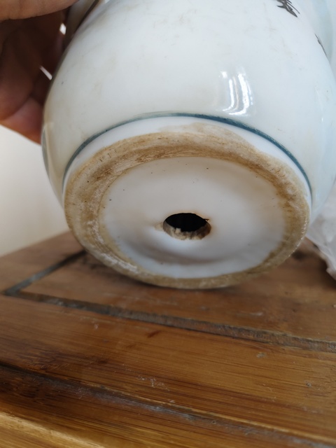 古玩陶瓷山水紋花盆真品鑒賞圖