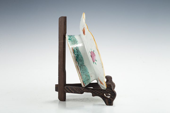 古玩陶瓷清晚·粉彩無雙譜人物詩文供盤真品鑒賞圖