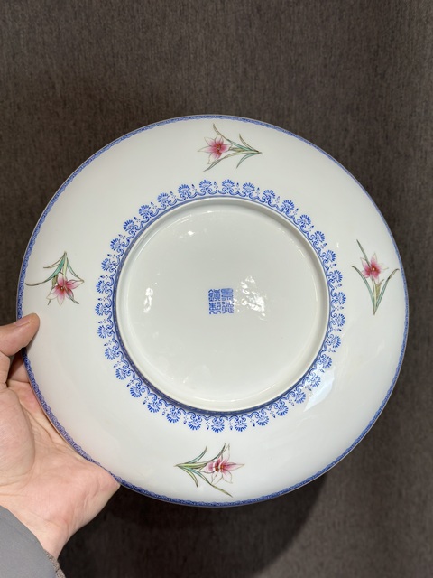 古玩陶瓷創匯 粉彩百鳥朝鳳碗真品鑒賞圖