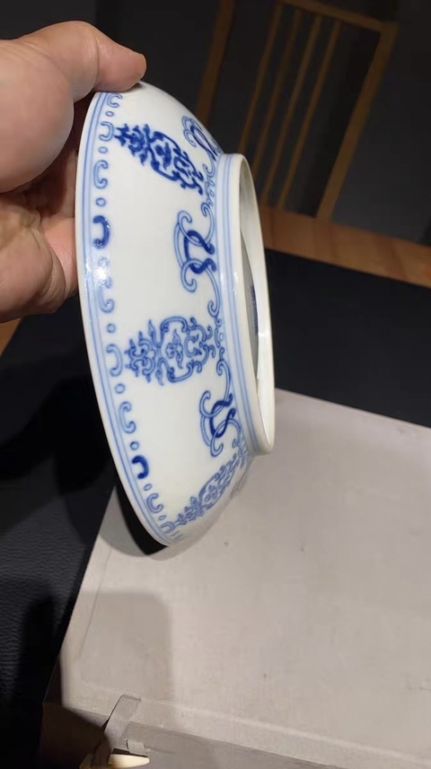 古玩陶瓷青花盤真品鑒賞圖