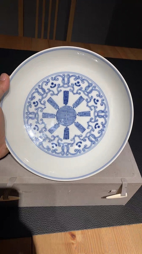 古玩陶瓷青花盤真品鑒賞圖