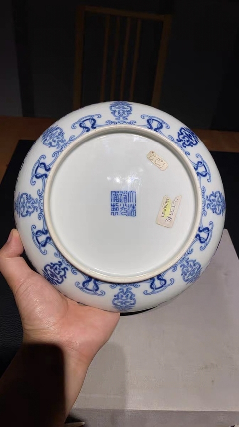 古玩陶瓷青花盤真品鑒賞圖