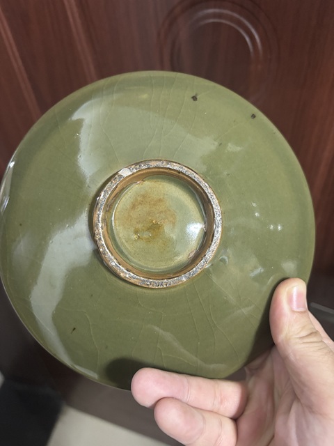 古玩陶瓷宋代河南青瓷盤真品鑒賞圖