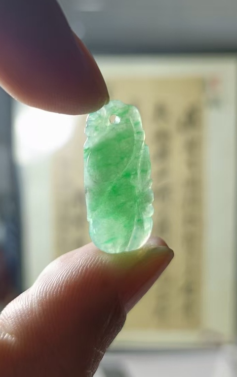 古玩玉器翡翠雕“瓜果墜”真品鑒賞圖