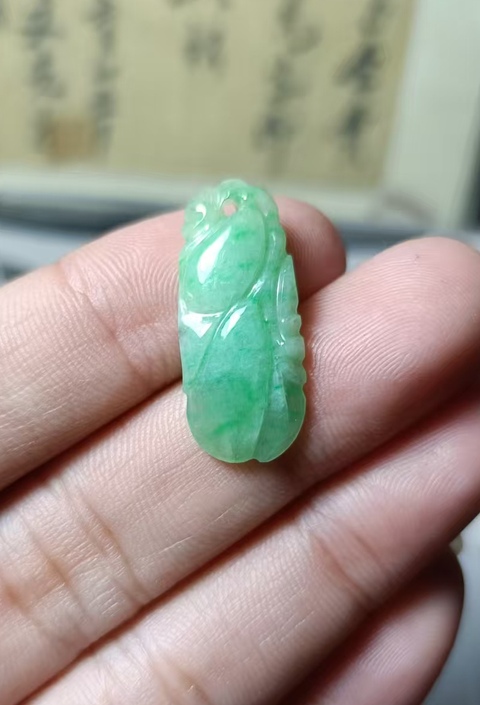 古玩玉器翡翠雕“瓜果墜”真品鑒賞圖