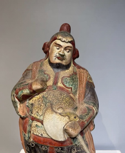 古玩陶瓷人物塑像真品鑒賞圖