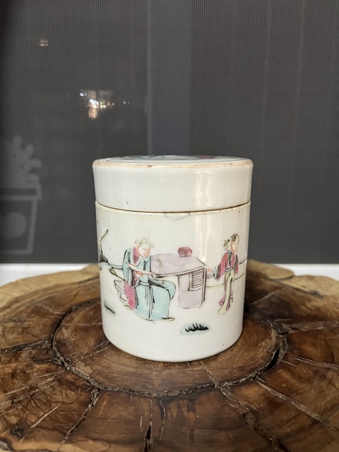 古玩陶瓷粉彩人物故事紋蓋缸真品鑒賞圖