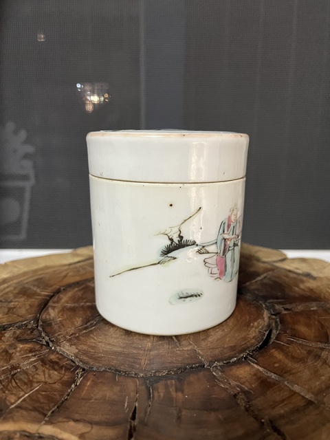 古玩陶瓷粉彩人物故事紋蓋缸真品鑒賞圖