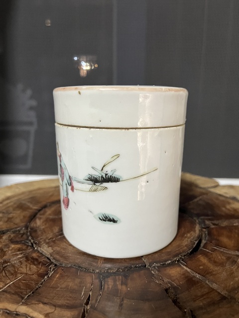 古玩陶瓷粉彩人物故事紋蓋缸真品鑒賞圖