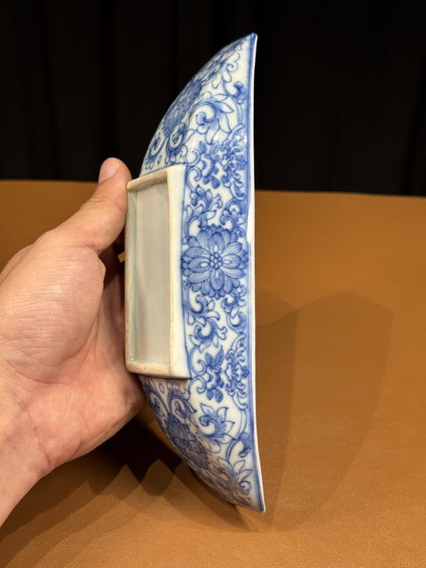 古玩陶瓷清嘉慶 青花纏枝花卉紋茶船拍賣，當前價格17000元