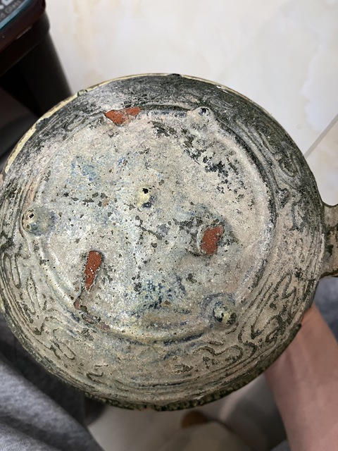 古玩陶瓷紅陶綠釉三足雙耳鼎真品鑒賞圖