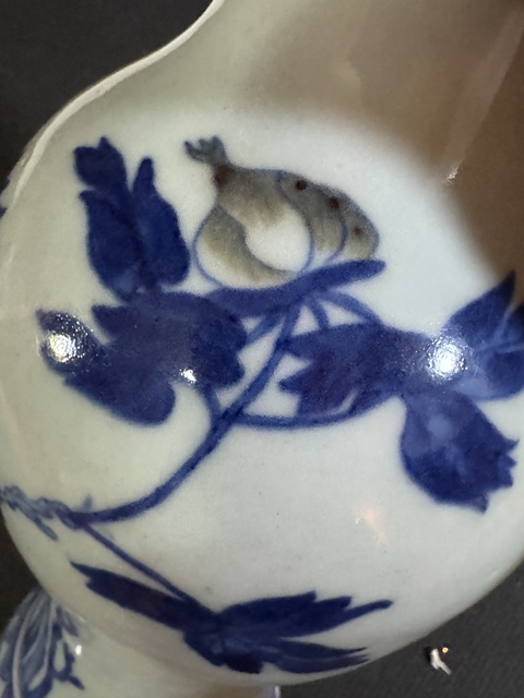 古玩陶瓷青花釉里紅花卉紋觀音瓶拍賣，當前價格7600元