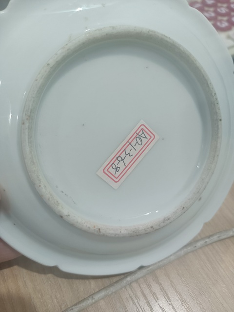 古玩陶瓷花口盤真品鑒賞圖