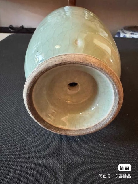 古玩陶瓷青釉釉里紅雙耳瓶拍賣，當前價格5600元