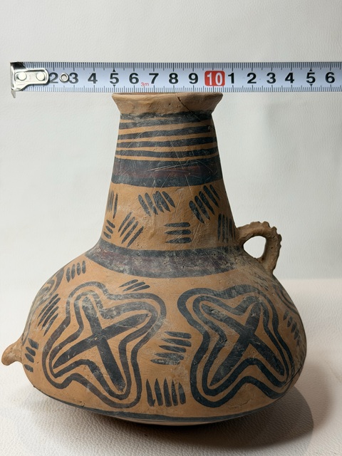 古玩陶瓷馬家窯文化·馬廠類型雙層十字紋壺真品鑒賞圖