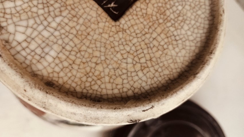 古玩陶瓷哥釉粉彩鐵骨泥刀馬人物罐真品鑒賞圖