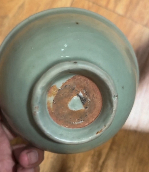 古玩陶瓷明代龍泉窯碗真品鑒賞圖