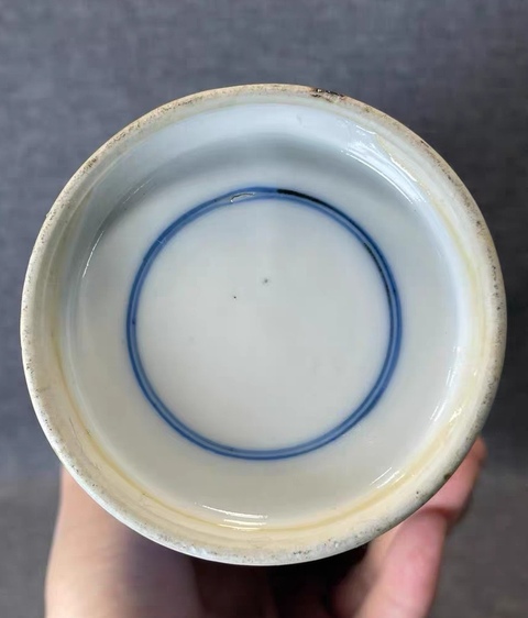 古玩陶瓷人物紋撇口瓶真品鑒賞圖