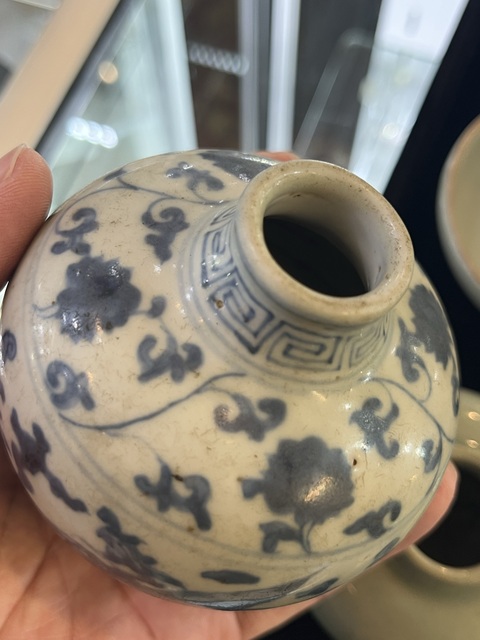 古玩陶瓷青花石榴尊真品鑒賞圖