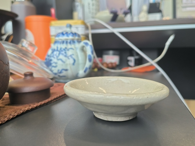 古玩陶瓷青白釉唇口碗真品鑒賞圖