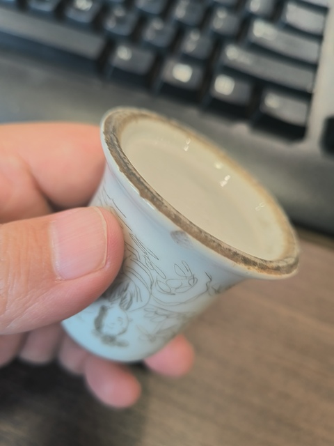 古玩陶瓷白釉水盂真品鑒賞圖