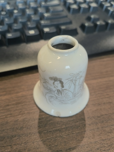 古玩陶瓷白釉水盂真品鑒賞圖