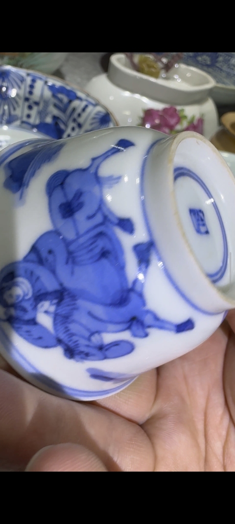 古玩陶瓷人物山水紋青花杯拍賣，當前價格1500元