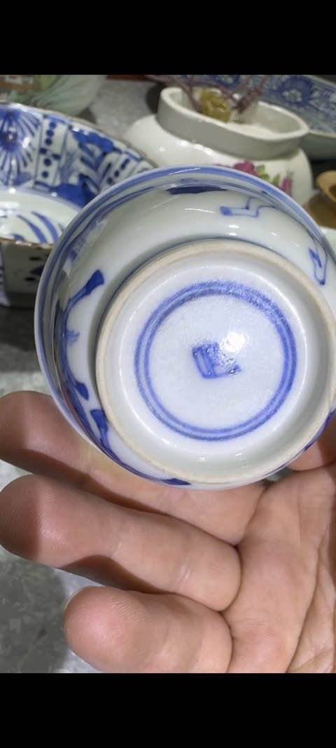 古玩陶瓷人物山水紋青花杯拍賣，當前價格1500元