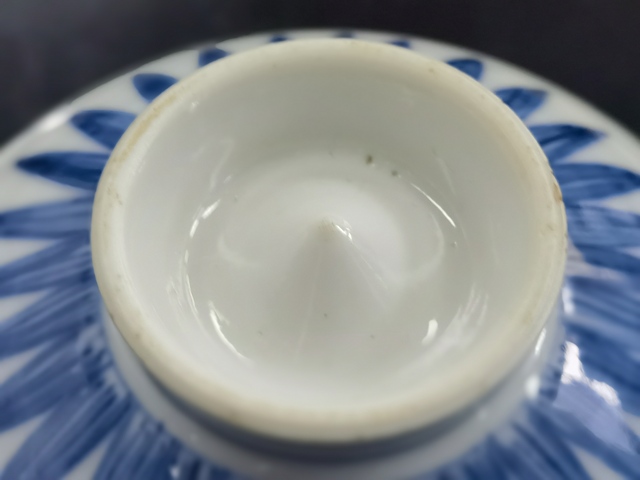 古玩陶瓷乾隆·青花三多紋雞心碗 真品鑒賞圖