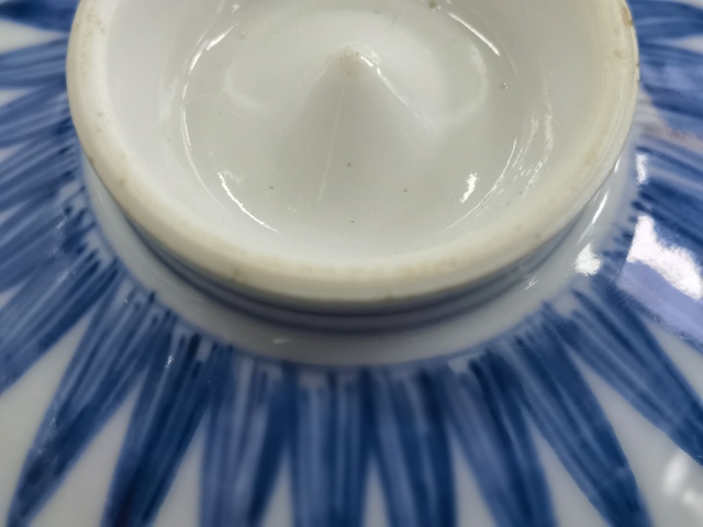 古玩陶瓷乾隆·青花三多紋雞心碗 真品鑒賞圖