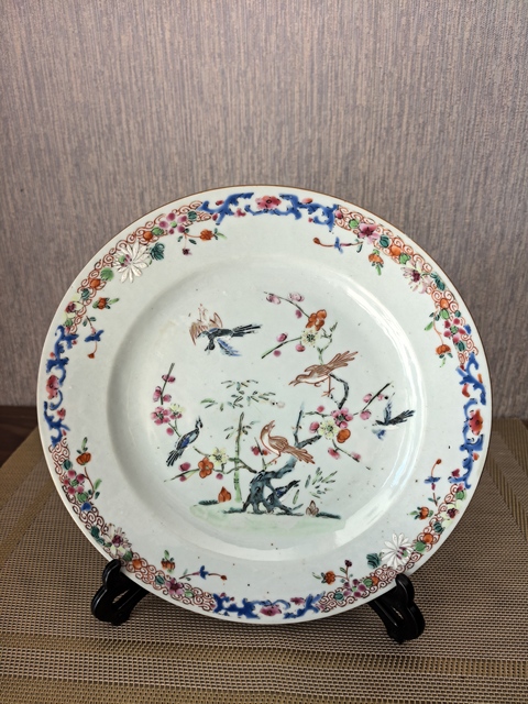 古玩陶瓷花鳥紋粉彩盤真品鑒賞圖