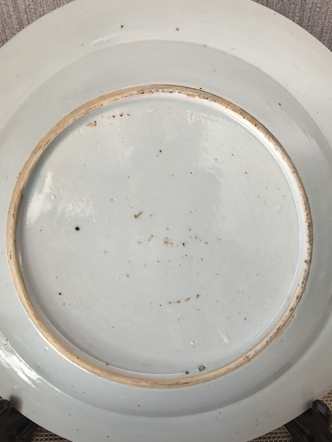 古玩陶瓷人物山水紋粉彩盤真品鑒賞圖