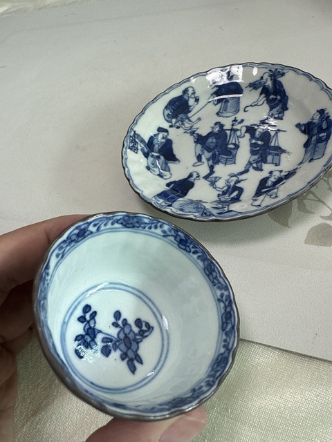 古玩陶瓷青花市井人物杯碟真品鑒賞圖
